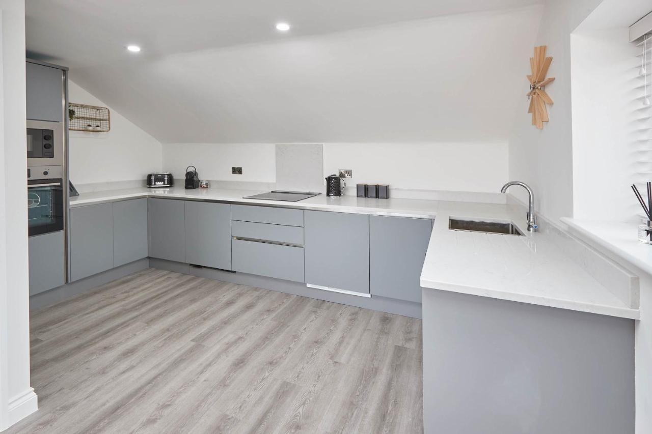 Host & Stay - Coastal Townhouse Whitby Exteriör bild