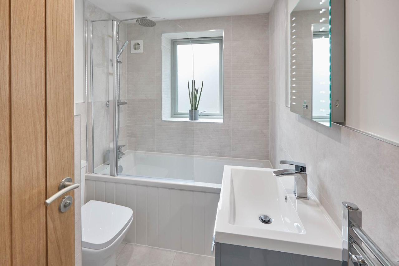 Host & Stay - Coastal Townhouse Whitby Exteriör bild